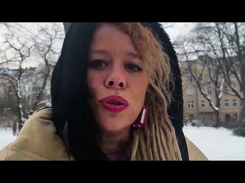 BIANCA CIOCCA - KEEP ON TRIIIING -