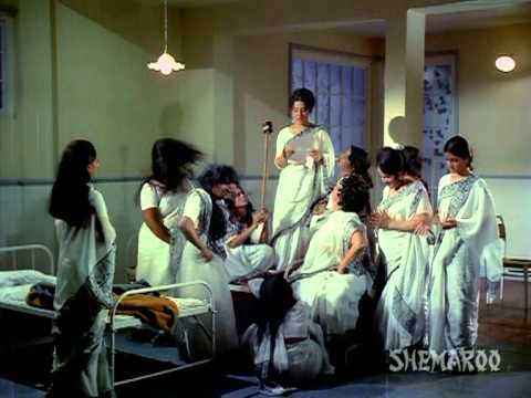 Naya Din Nai Raat - Jaya Bhaduri - Lalita Pawar - The Mad House Budget - Superhit Comedy Scene