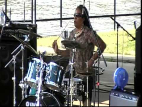 Gayelynn McKinney solo on Take Five