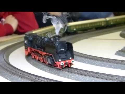 30. Stummi-Treff WN,  06 - BR 03 266 (Märklin 37957) mit Schnellzugwagen