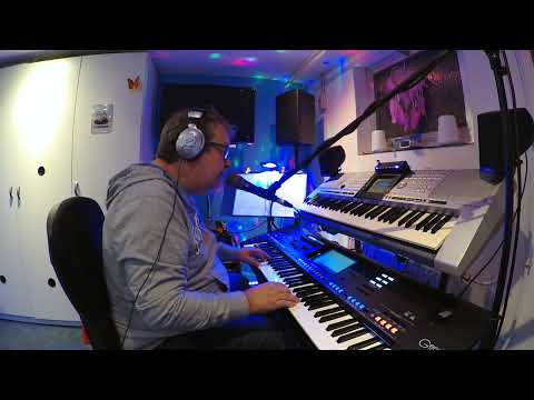 Wenn es Dich noch gibt performed on Yamaha Genos by: Danny