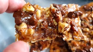 כשר לפסח מצות בקרמל ושוקולד  for Passover matzos with salted caramel and chocolate מטבח בקלי קלות (ליהי קרויץ - מטבח בקלי קלות) - התמונה מוצגת ישירות מתוך אתר האינטרנט יוטיוב. זכויות היוצרים בתמונה שייכות ליוצרה. קישור קרדיט למקור התוכן נמצא בתוך דף הסרטון