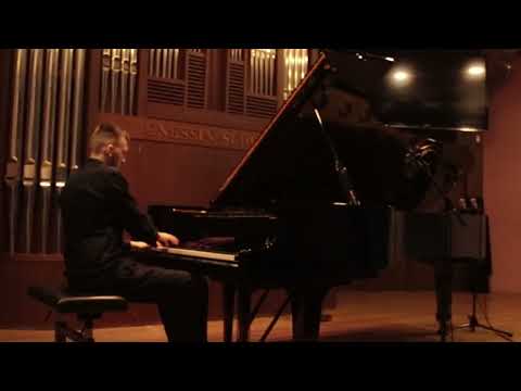 Stanislav Korchagin-No2 Professional Young Artists Division Finalist：Debussy Images 2