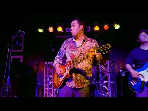 Albert Castiglia 2018 06-22 Boca Raton, Florida - The Funky Biscuit - Let The Big Dog Eat