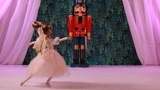 Dance of the Sugar Plum Fairy from The Nutcracker ballet - Christmas stop motion animation