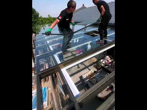 Patio Sun shed flexible glass installation process- Good tools and machinery make work easy