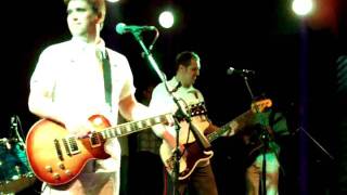 excertpt, Metalica&#39;s Enter Sandman  performed by the Pat McGee Band at  Jammin&#39; Java