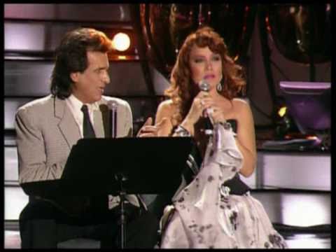 Азиза и Тото Кутуньо "Сыграй скрипач"