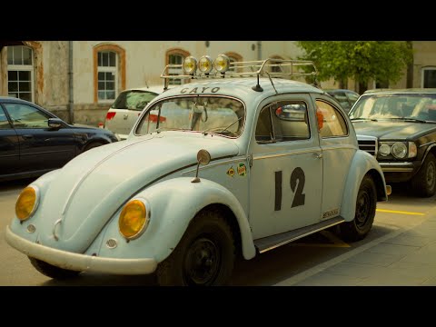Escape Ordinary: Rediscover the Iconic 57' VW Käfer Classic Car