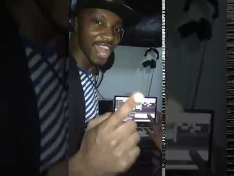 FREDSON DOVE (Studio Session) BOM TRACK - Não Tenho Cumbú.