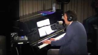 Raphael Gualazzi "I Need a Dollar" (Aloe Blacc Cover) Live @ Radio6