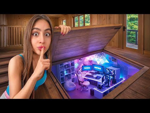 I Made a SECRET Gaming Room inside of my Treehouse!