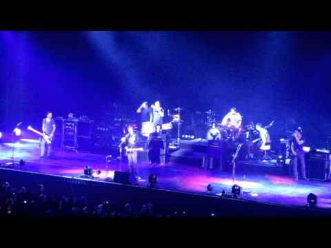 Thumbnail for Snow Patrol Gary banter bout his broken guitar @ Rotterdam 02-03-2012 by Snow Patrol