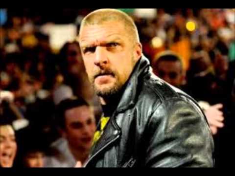 LAS DOS CANCIONES DE TRIPLE H