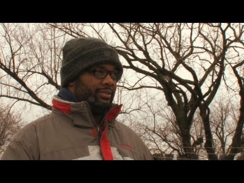 Chicago pastor occupies rooftop for community change