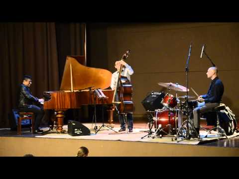 Benito Gonzalez Trio (USA - UKR) - Path Train