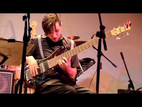 Zamba para Olvidar - Javier Barahona (Bass Solo)
