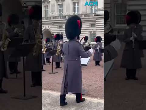 Buckingham Palace guards band plays K-pop tribute songs
