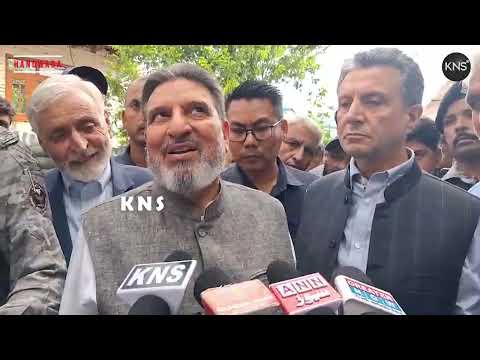 The government may try to wash its hands of the Sidra encroachment drive, but then who carried it out? Angels did not do it. This was not the occasion to ask political questions. I had come here to express condolences with Engineer Rashid: #AltafBukhari