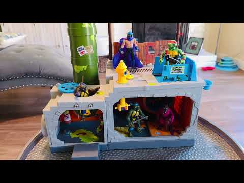 Teenage Mutant Ninja Turtles Classic SEWER LAIR PLAYSET Video Review