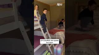 Download lagu Tentu saja dia terlalu cepat bicara. mp3