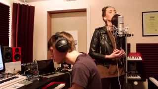 Tisha Cyrus ft Discohead - Summer ( Acoustic Version)