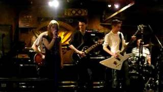 Lillix - Blackout ( Cover by The Tribes)