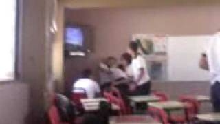 preview picture of video 'un día en la escuela 12 06 09'