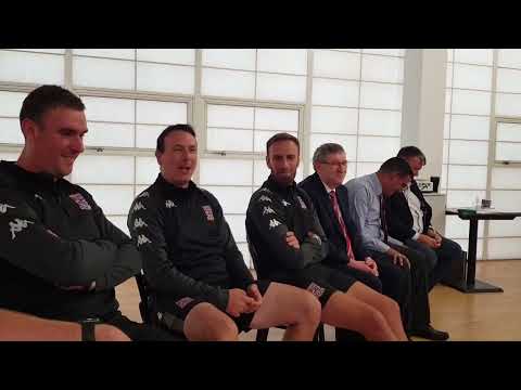 Lee O'Leary on Carshalton