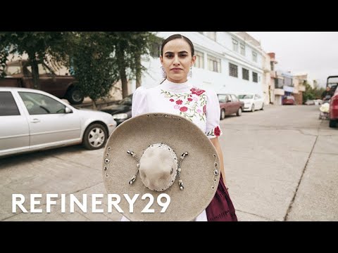 Why These Mexican American Women Are Crossing The Border Into Mexico | Style Out There | Refinery29