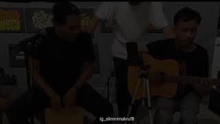 Download lagu STORY WA 30 DETIK AKHIRNYA KU MENEMUKANMU COVER GITAR mp3