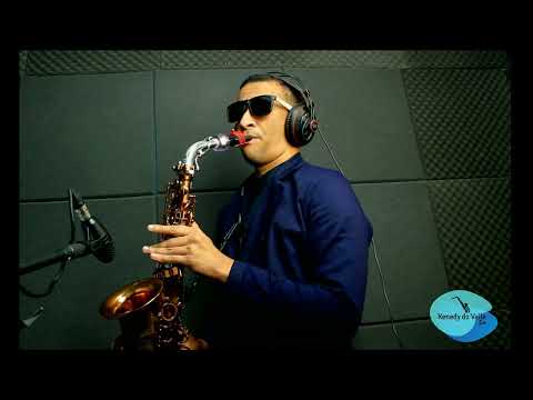 Thinking Out Loud - Ed Sheeran ( Sax Cover )