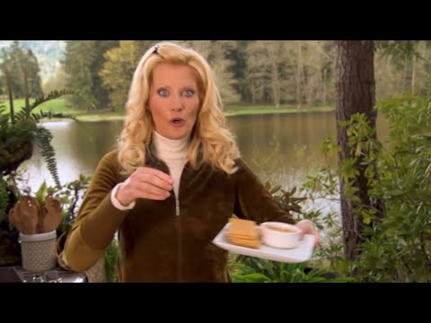 Sandra Lee - Sandra's No Bake Fruit and Cheesecake Parfaits