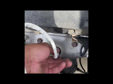 How To Replace an Oxygen Sensor on a 2005 Mitsubishi Galant