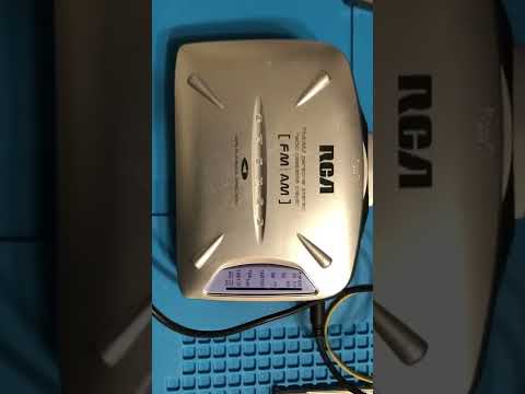 Vintage RCA RP-1824A AM/FM Personal Stereo Radio Cassette Player Walkman