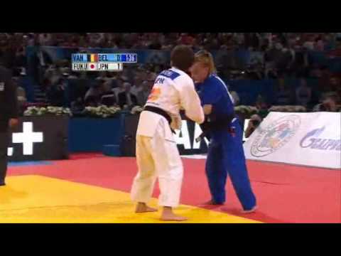 JUDO 2011 World Championships: Charline Van Snick (BEL) - Tomoko Fukumi (JPN)