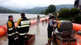 preview picture of video 'Hochwasser Rhein bei Wallbach am 01.06.2013'