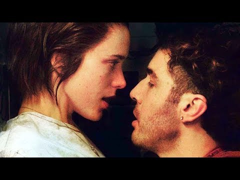 Stacy Martin: "Tahar Rahim est un acteur rare" - L'OFFICIEL