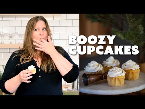 Eggnog Cupcakes & Bourbon Buttercream Frosting | BOOZY DESSERT