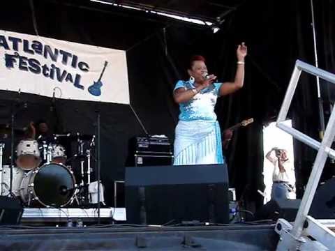 Nellie Tiger Travis North Atlantic Blues Fest 2011