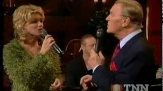 EDDY ARNOLD and FAITH HILL sing &quot; O Come all ye Faithful&quot;