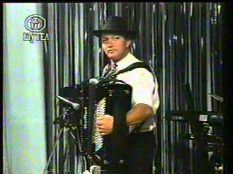 Orkestar Dzipsi Bend - Blaciga Pavlovska, Enver, Kariman, Kenan, Kemalj - 01