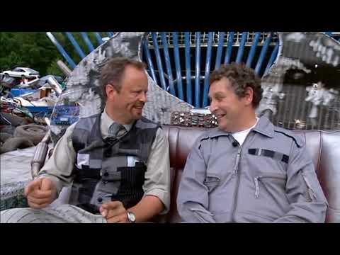 Season 5 Scrapheap Challenge   S05E09   Tugs of War