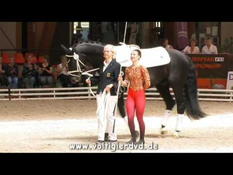 Hannah Steverding (GER) - Female 03 - FEI Junior EC Le Mans 2016