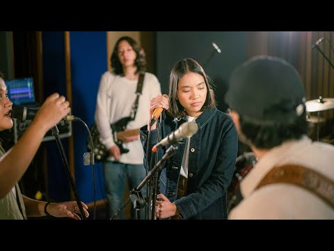 Pendarra - Bermekaran dan Mewangi ft. Dere (Studio Session)