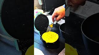 3-Minute Breakfast 🍳 Burrito Hack (No Pan Needed!) 🌯
