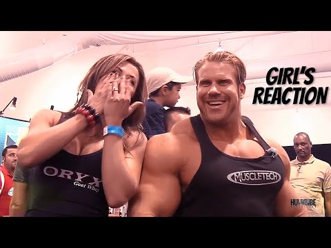 LET'S SHOCK THE CROWD - WHEN MASS BODYBUILDERS WALKING ON STREET - PUBLIC REACTIONS MOTIVATION