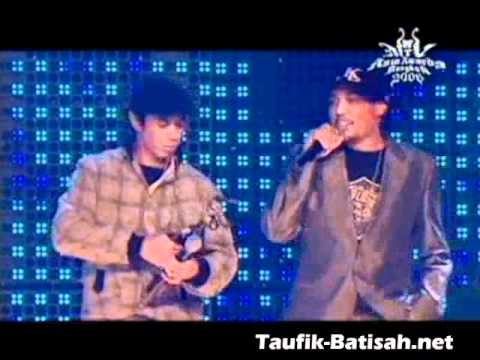 Taufik Batisah Winning at MTV ASIA Awards2006