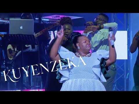 Kuyenzeka (Live by Zaza Mokhethi)