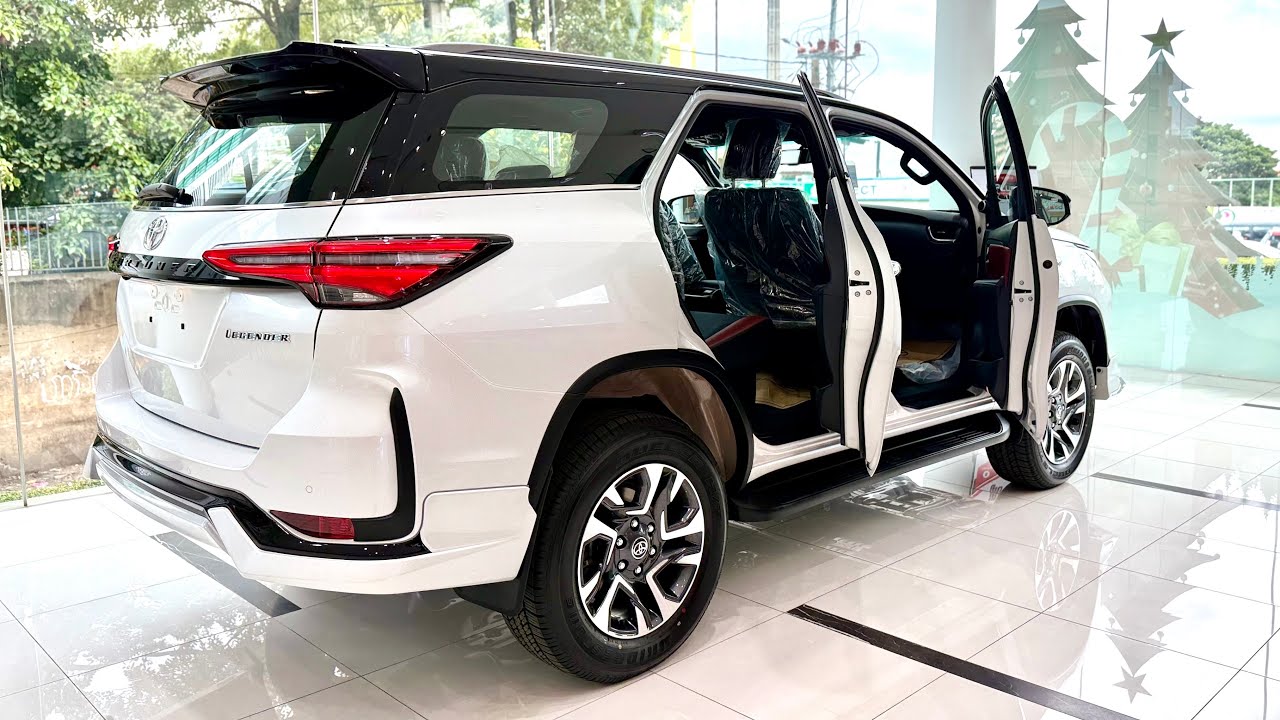 2025 Toyota Fortuner Legender 2.8L 7-Seater Luxury SUV | Interior and Exterior
